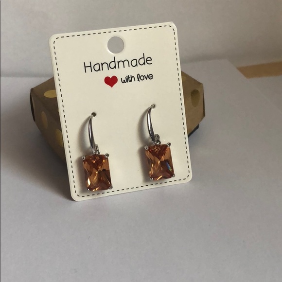 Earrings - Picture 2 of 2